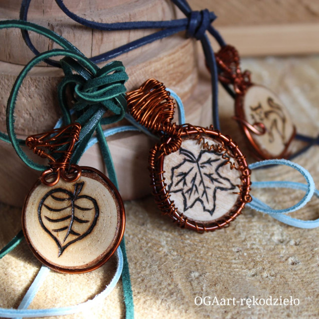 Copper Maple Necklace
